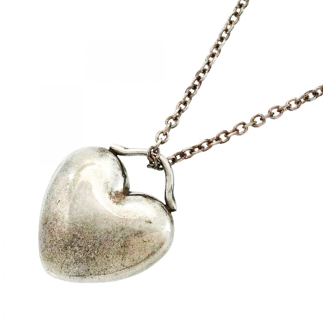 Tiffany & Co. Necklace, Heart Motif, Sterling Silver 925, Women's: --- Catalog ---Category: SizePendant Size: 13.6mm x 11.8mm / 0.53'' x 0.46''Neck Circumference: 41.5 cm / 16.33''Category: DesignGender: WomenMaterial: Silver 925Necklace Type: NecklaceCategory: Gener