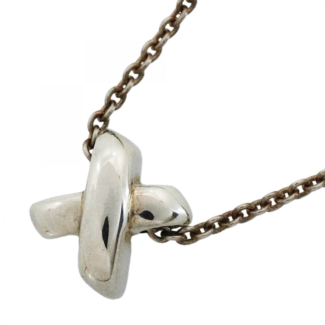 Tiffany & Co. Cross Stitch Necklace, Sterling Silver 925, Women's: --- Catalog ---Category: SizePendant Size: 8.9mm x 8.6mm / 0.35'' x 0.33''Neck Circumference: 41 cm / 16.14''Category: DesignGender: WomenMaterial: Silver 925Necklace Type: NecklaceCategory: GeneralBr