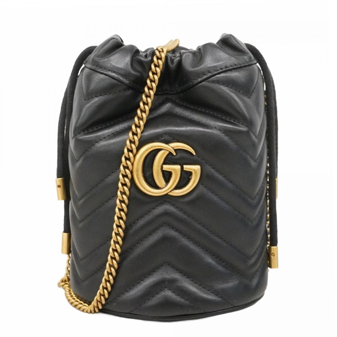 Gucci GG Marmont Shoulder Bag 575163 Leather Black Women's P2895206: --- Catalog ---Category: SizeSize (HxWxD): 17.5cm x 13cm x 11cm / 6.88'' x 5.11'' x 4.33''Category: DesignType: Shoulder bagColor: BlackGender: WomenMaterial: Leather Hardware Color: GoldCategory: Gen