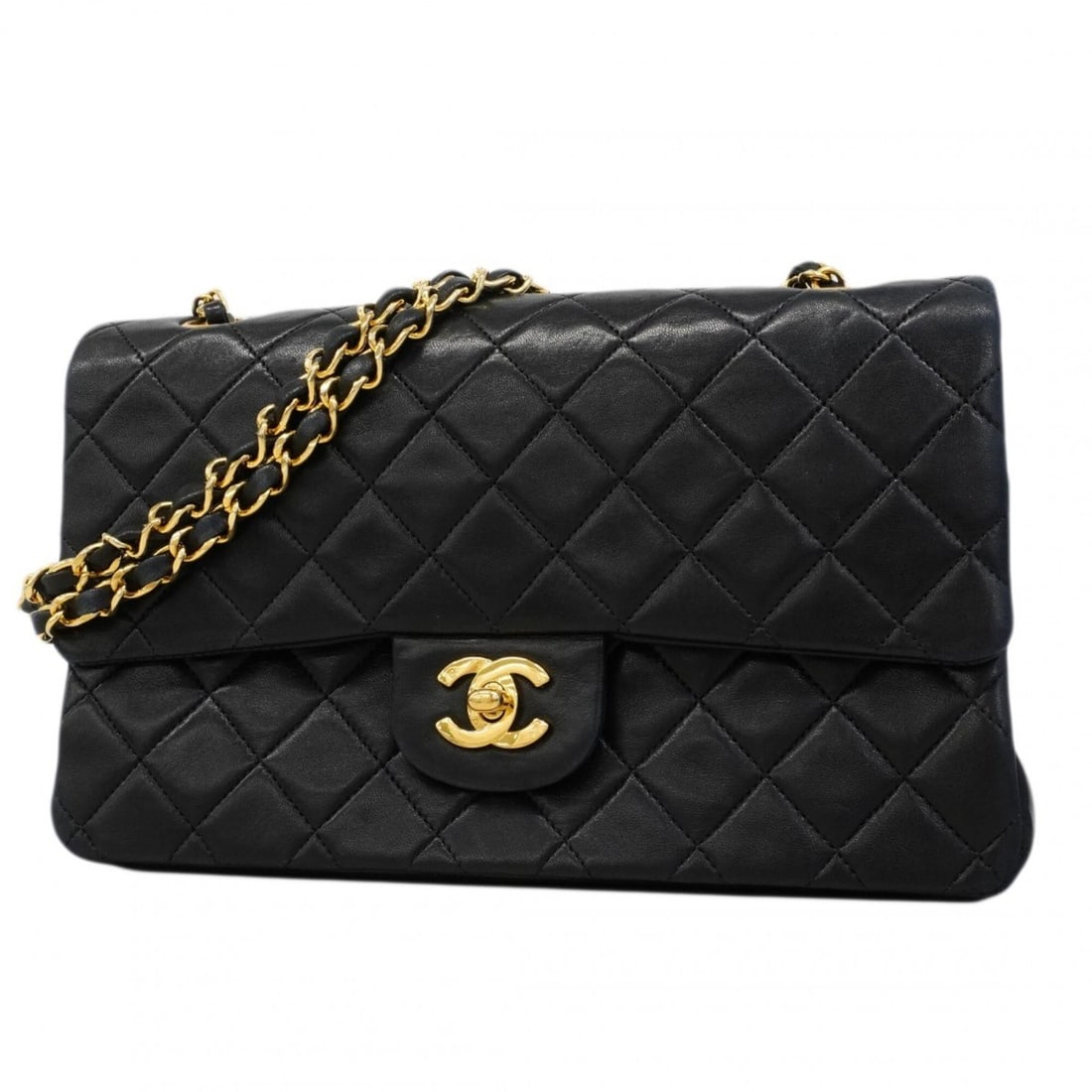Chanel Shoulder Bag, Double Flap, Chain, Matelassé, Lambskin, Black, Women's: --- Catalog ---Category: SizeSize (HxWxD): 16cm x 25.5cm x 7cm / 6.29'' x 10.03'' x 2.75''Category: DesignType: Shoulder bagColor: BlackGender: WomenMaterial: Leather Hardware Color: GoldLeather/Fur T
