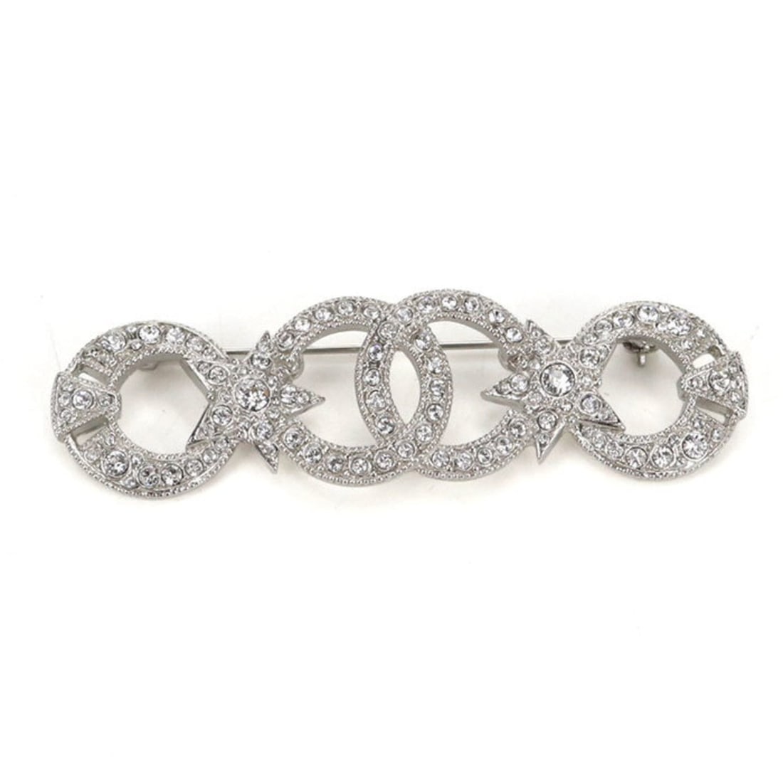 CHANEL brooch, rhinestone, Coco mark, women's, silver: --- Catalog ---Category: SizeSize (HxWxD): 1.8cm x 6.5cm / 0.7'' x 2.55''Category: DesignType: BroochColor: SilverGender: WomenMaterial: MetalCategory: GeneralBrand: ChanelCountry of Origin: Italy--- 