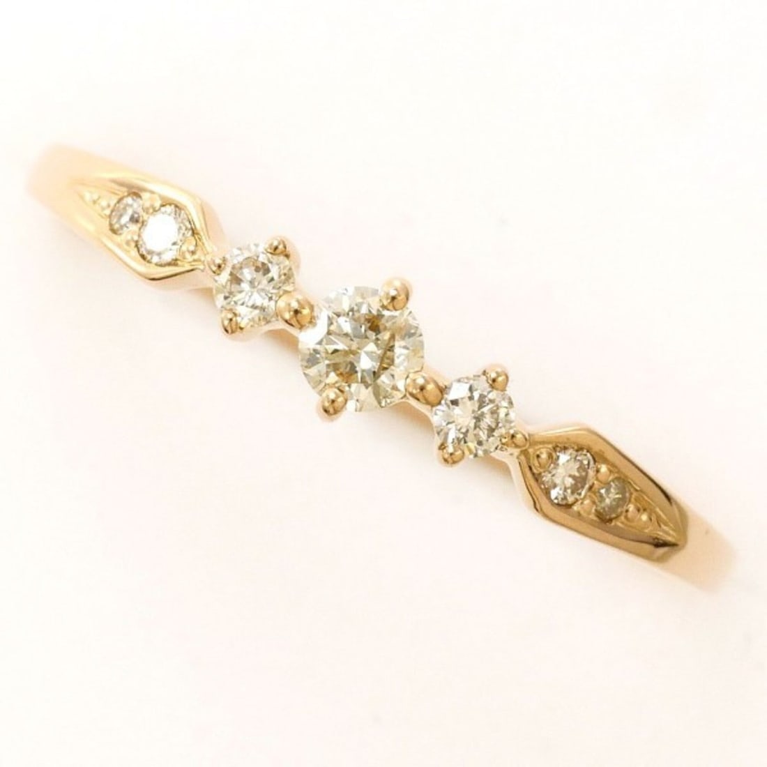 Estelle 18KPG Ring with 0.15ct Diamond, Total Weight Approx. 1.3g, Jewelry: --- Catalog ---Category: SizeWidth: 3mm / 0.12''Weight: 1.3g / 0.04oz.JP Size: 11US Size: 6Category: DesignType: Band ringColor: Pink goldMetal: GoldStone: DiamondGender: WomenMaterial: Pink gold (18K