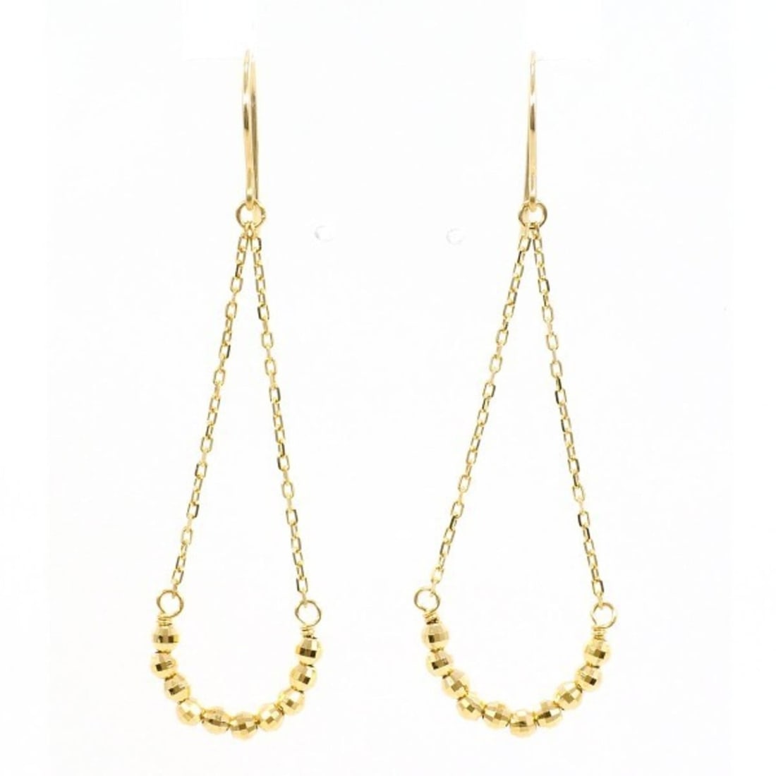 18K (18-karat) Yellow Gold Earrings, Total Weight Approx. 0.7g, Jewelry: --- Catalog ---Category: SizeWeight: 0.7g / 0.02oz.Category: DesignType: Drop earringsColor: Yellow goldMetal: GoldGender: WomenMaterial: Yellow gold (18K)Metal Purity: 18KCategory: GeneralBrand: Unbr
