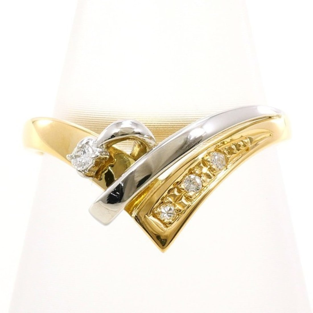 PT900 Platinum 18K Yellow Gold Ring with 0.04 Carat Diamond, Total Weight Approx. 2.6g, Jewelry: --- Catalog ---Category: SizeWidth: 10mm / 0.39''Weight: 2.6g / 0.09oz.JP Size: 10US Size: 5.5Category: DesignType: Band ringColor: Platinum, Yellow goldMetal: Gold, PlatinumStone: DiamondGender: Wome