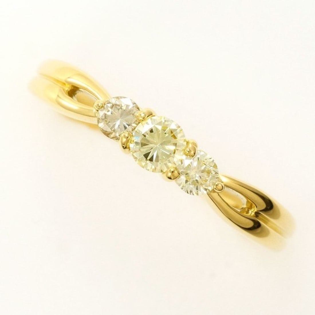 18K (18-karat) Yellow Gold Ring with Diamond (0.36 carat), Total Weight Approx. 2.9g, Jewelry (1 of 9)