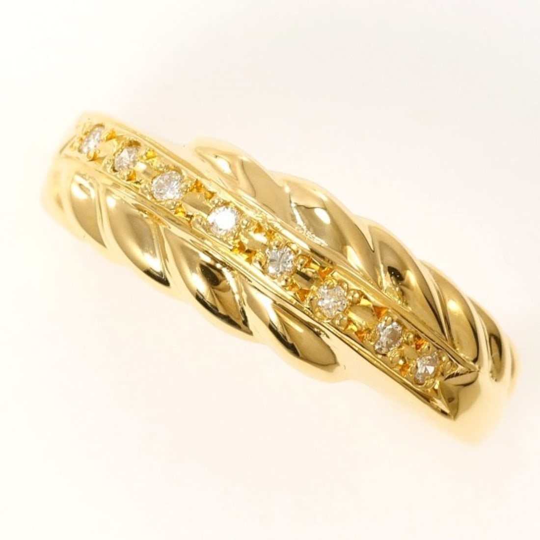 18K (18-karat) Yellow Gold Ring with 0.07g Diamond, Total Weight Approx. 3.6g, Jewelry: --- Catalog ---Category: SizeWidth: 7mm / 0.28''Weight: 3.6g / 0.12oz.JP Size: 13US Size: 6.5Category: DesignType: Band ringColor: Yellow goldMetal: GoldStone: DiamondGender: WomenMaterial: Yellow gol