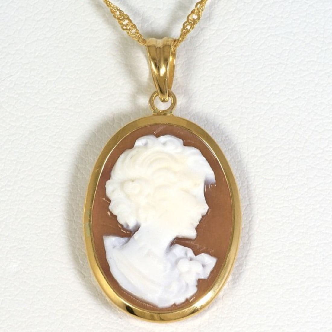 18K (18-karat) Yellow Gold Necklace with Shell Cameo, Total Weight Approx. 2.9g, 40cm, Jewelry (1 of 5)