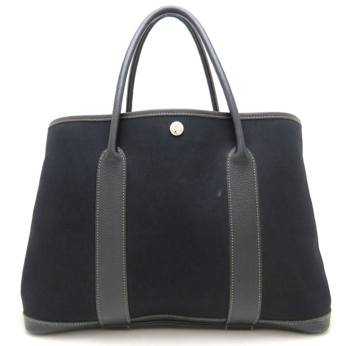 HERMES Garden Party PM Handbag, Toile Officier x Buffle, Black, Women's, 353268: --- Catalog ---Category: SizeSize (HxWxD): 26cm x 36cm x 18cm / 10.23'' x 14.17'' x 7.08''Category: DesignType: HandbagColor: BlackGender: WomenMaterial: Toile officier , Buffalo leather Hardware Colo