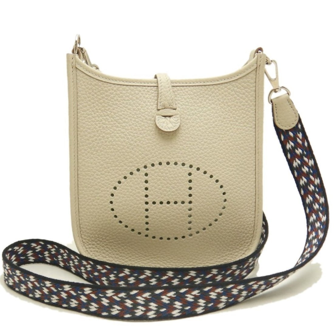 HERMES Evelyne TPM Shoulder Bag, Taurillon Clemence Leather, Women's, 253830 (1 of 18)
