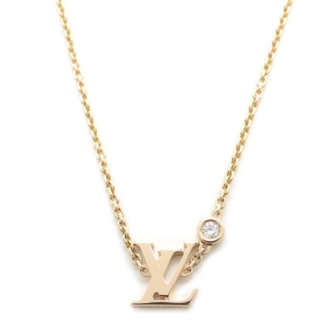 LOUIS VUITTON Idylle Blossom LV Necklace with 1 Diamond, 18K Pink Gold, Women's, Q93655 295514: --- Catalog ---Category: SizePendant Size: 7.8mm x 7.7mm / 0.3'' x 0.3''Neck Circumference: 38 cm - 40 cm / 14.96'' - 15.74''Category: DesignStone: DiamondGender: WomenMaterial: Pink gold (18K)Necklac