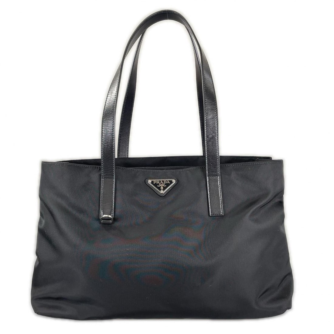 PRADA Triangle Logo BR0410 Tote Bag, Nylon, Black, Women's: --- Catalog ---Category: SizeHandle Drop: 21.00cm / 8.27''Size (HxWxD): 21cm x 36cm x 9cm / 8.26'' x 14.17'' x 3.54''Handle Length: 50cm / 19.68''Category: DesignType: Tote bagColor: BlackGender: Wome