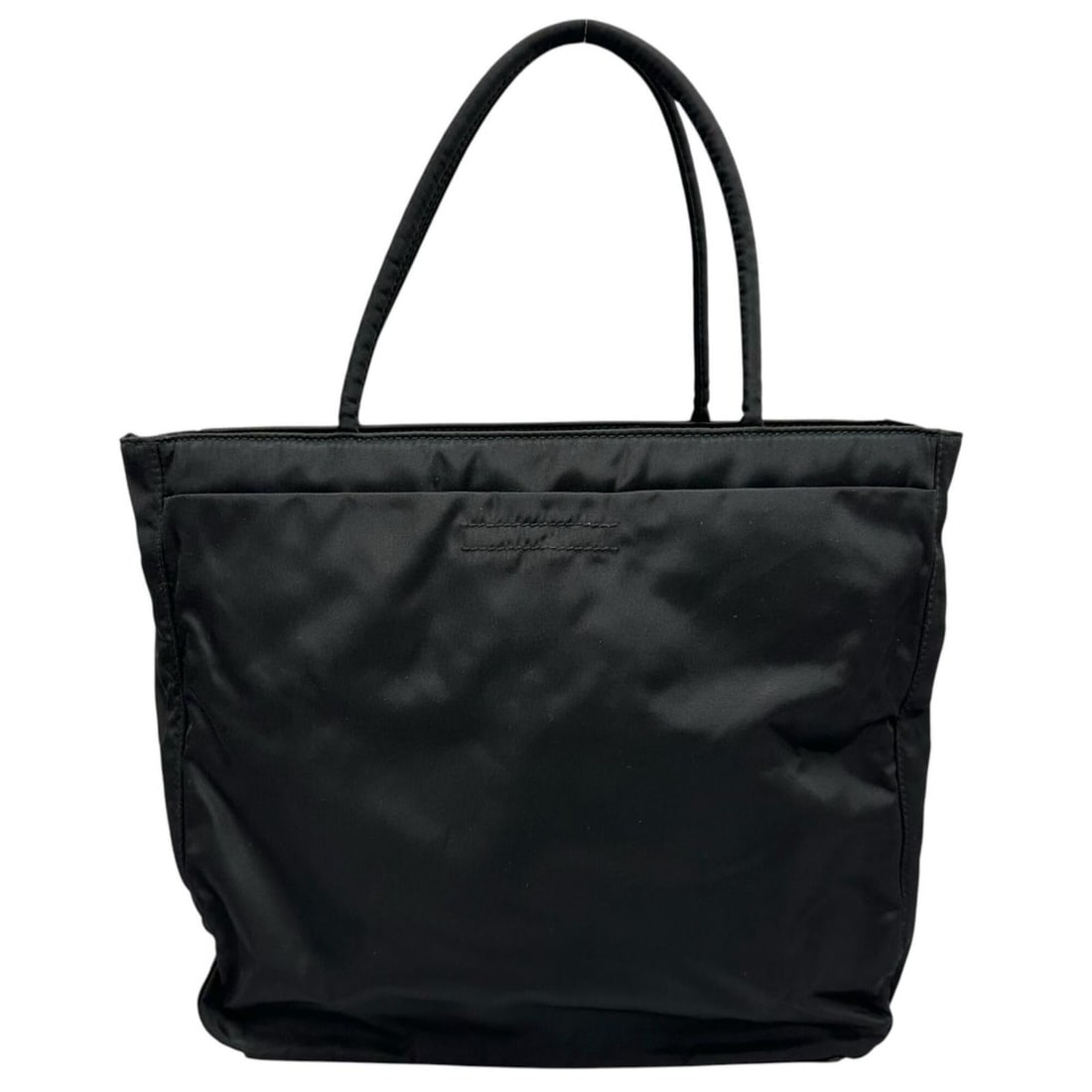 PRADA Prada Triangle Logo B8489 Tote Bag Nylon Black Women's: --- Catalog ---Category: SizeSize (HxWxD): 24cm x 25cm x 9cm / 9.44'' x 9.84'' x 3.54''Category: DesignType: Tote bagColor: BlackGender: WomenMaterial: Nylon Hardware Color: SilverCategory: GeneralBra