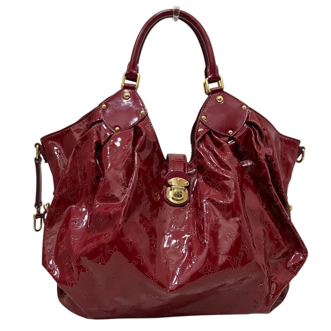 Louis Vuitton Surya XL Handbag Mahina Patent Calf Leather: --- Catalog ---Category: SizeSize (HxWxD): 28cm x 43cm x 15cm / 11.02'' x 16.92'' x 5.9''Category: DesignType: HandbagColor: Red colorGender: WomenMaterial: Leather Category: GeneralBrand: Louis Vuitt