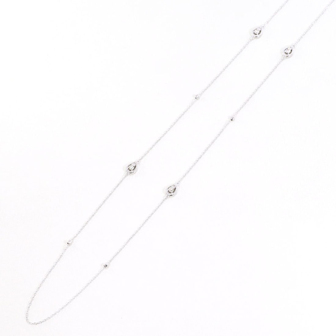 18K (18-karat white gold) necklace with a 0.23 ct diamond, total weight 2.5g, 64cm length. Jewelry.: --- Catalog ---Category: SizeWeight: 2.5g / 0.08oz.Neck Circumference: 64 cm / 25.19''Category: DesignColor: White goldMetal: White GoldStone: DiamondGender: WomenMaterial: White gold (18K)Metal Purit