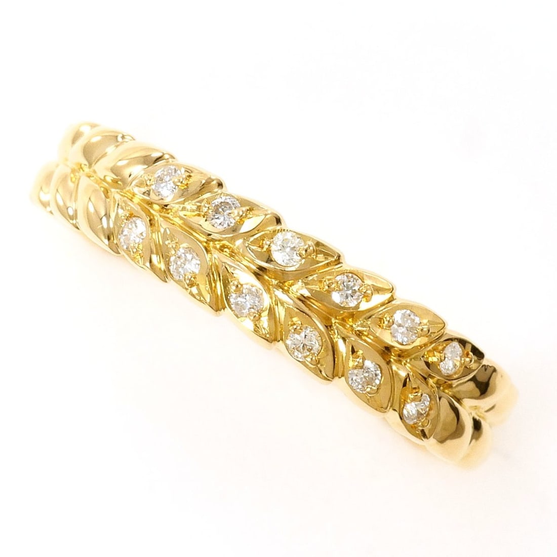 18K (18-karat) Yellow Gold Ring with 0.09 ct Diamond, Total Weight 2.5g, Jewelry: --- Catalog ---Category: SizeWidth: 4mm / 0.16''Weight: 2.5g / 0.08oz.JP Size: 12.5US Size: 6.5Category: DesignType: Band ringColor: Yellow goldMetal: GoldStone: DiamondGender: WomenMaterial: Yellow g