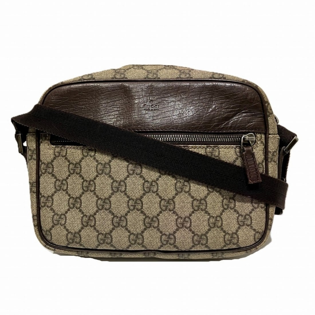 Gucci GG Supreme Shoulder Bag 114291: --- Catalog ---Category: SizeSize (HxWxD): 17cm x 22cm x 6cm / 6.69'' x 8.66'' x 2.36''Category: DesignType: Shoulder bagColor: BeigeGender: WomenMaterial: PVC Category: GeneralBrand: Gucci--- Item Li
