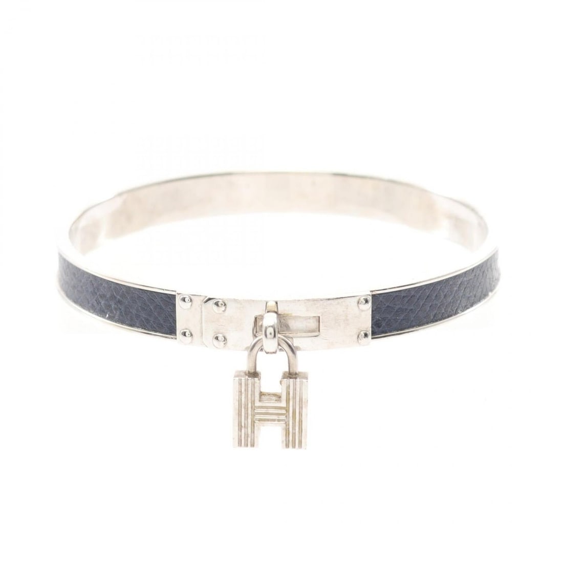 Hermes Kelly Bangle - Stainless Steel Leather Accessory for Women Silver/Navy Tones: --- Catalog ---Category: DesignType: BangleColor: Navy, SilverGender: WomenMaterial: Leather, Stainless steelCategory: GeneralBrand: Hermes--- Item List ---Section: ConditionRanking: Rank AB Used - Tr