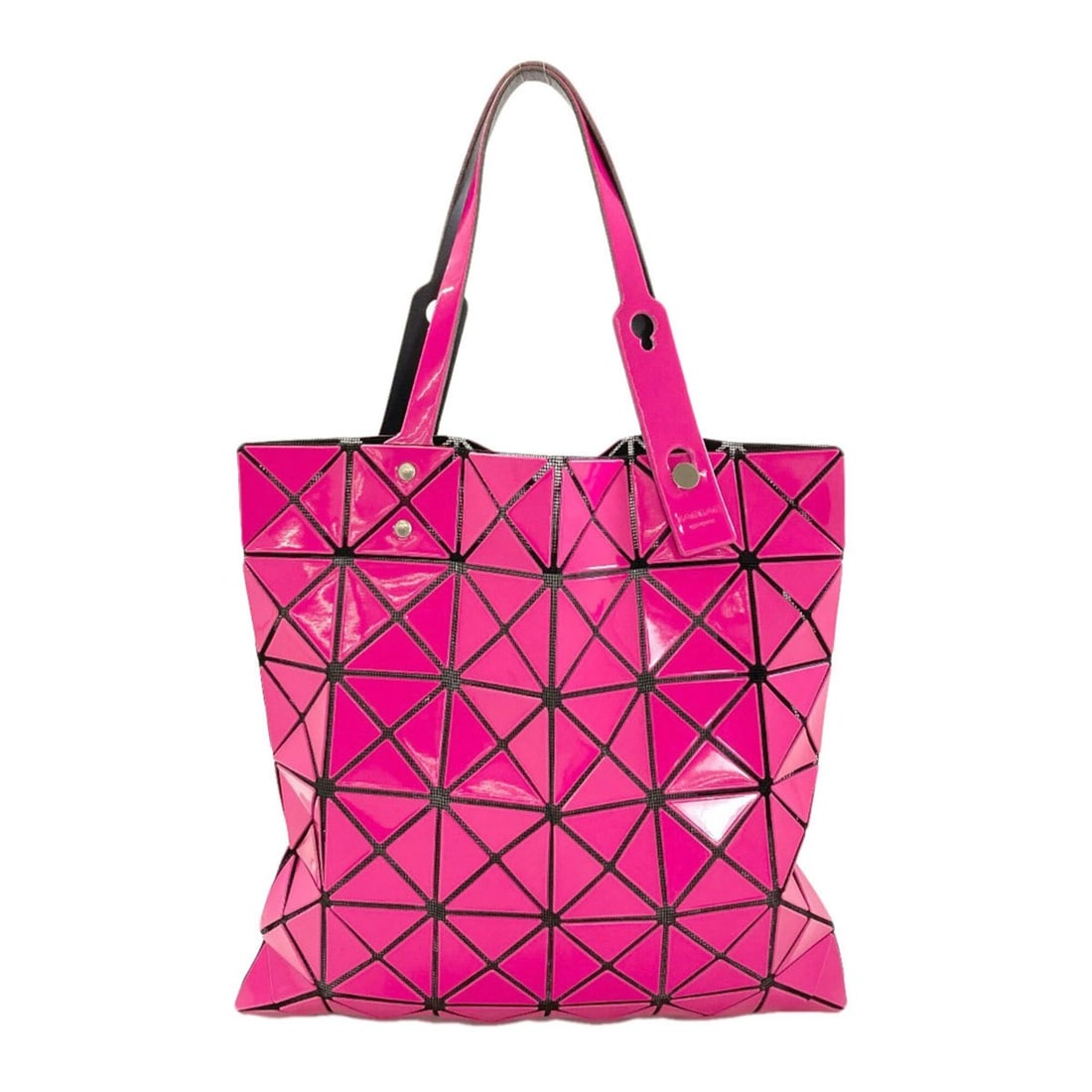 Issey Miyake Bao Tote Bag, PVC, Women's: --- Catalog ---Category: SizeSize (HxWxD): 34cm x 34cm x 5.00mm / 13.38'' x 13.38'' x 0.19''Handle Length: 33cm - 40cm / 12.99'' - 15.74''Category: DesignType: Tote bagColor: PinkGender: WomenMaterial