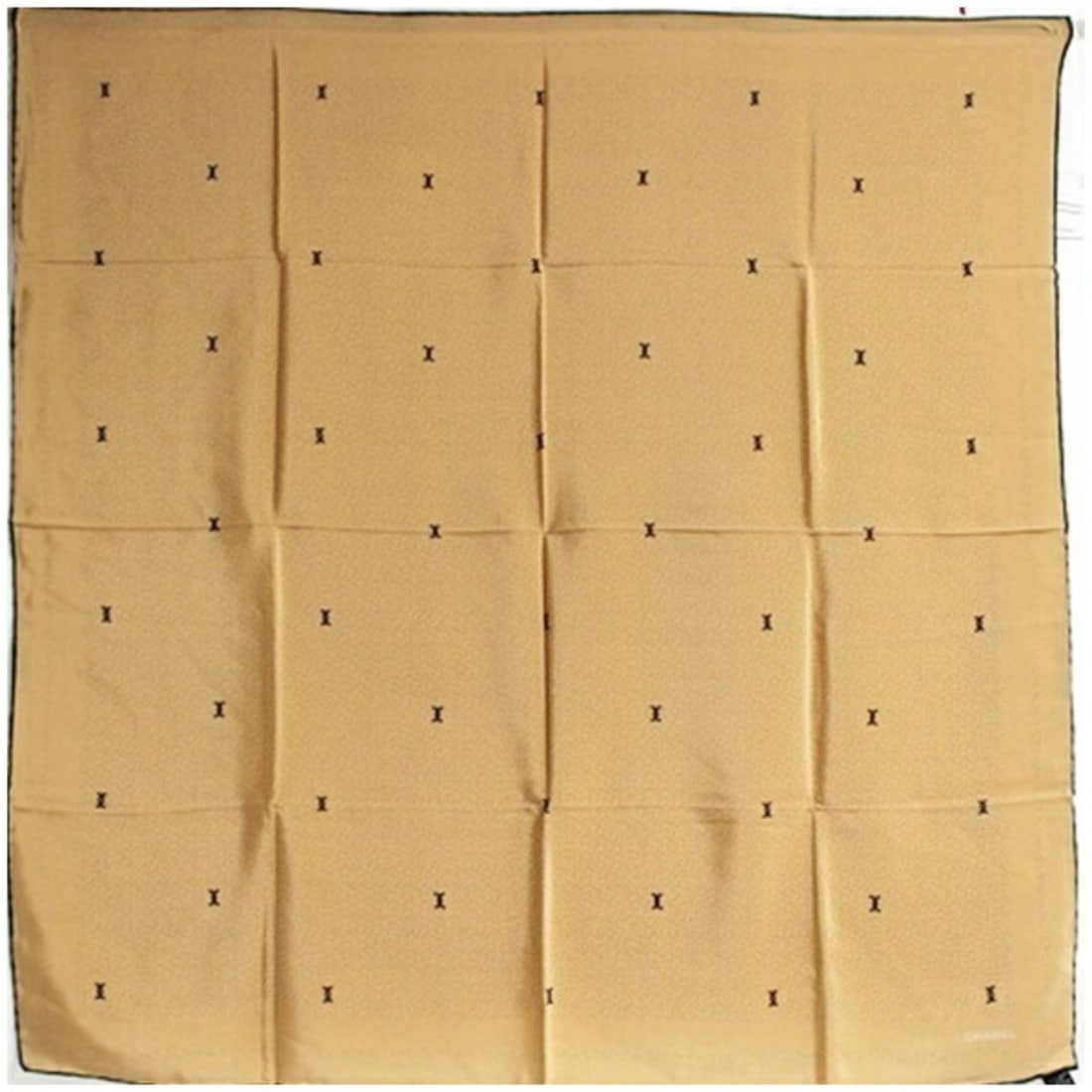 Chanel Silk Scarf Muffler Beige Polka Dot CHANEL Women's: --- Catalog ---Category: SizeSize (LxW): 86cm x 86cm / 33.85'' x 33.85''Category: DesignType: ScarfColor: BeigeGender: Men,WomenMaterial: Silk Category: GeneralBrand: Chanel--- Item List ---Section: C