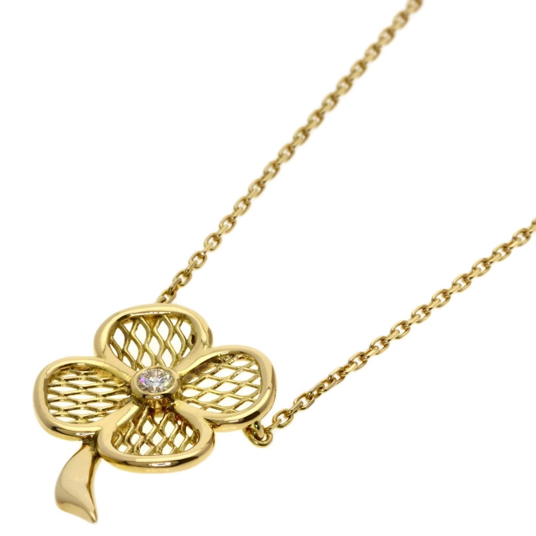 Van Cleef & Arpels Clover Diamond Antique Necklace, 18K Yellow Gold, Women's: --- Catalog ---Category: SizePendant Size: 22.8mm x 16.6mm / 0.89'' x 0.65''Neck Circumference: 40 cm / 15.74''Category: DesignStone: DiamondGender: WomenMaterial: Yellow gold (18K)Necklace Type: Neck