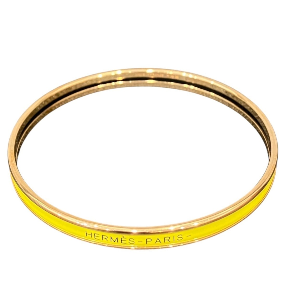 Hermes HERMES Enamel Bracelet Bangle Accessory Uni GP: --- Catalog ---Category: SizeLength: 19.5cm / 7.67''Category: DesignType: Charm braceletGender: WomenMaterial: EnamelCategory: GeneralBrand: Hermes--- Item List ---Section: ConditionRanking: Rank A Us