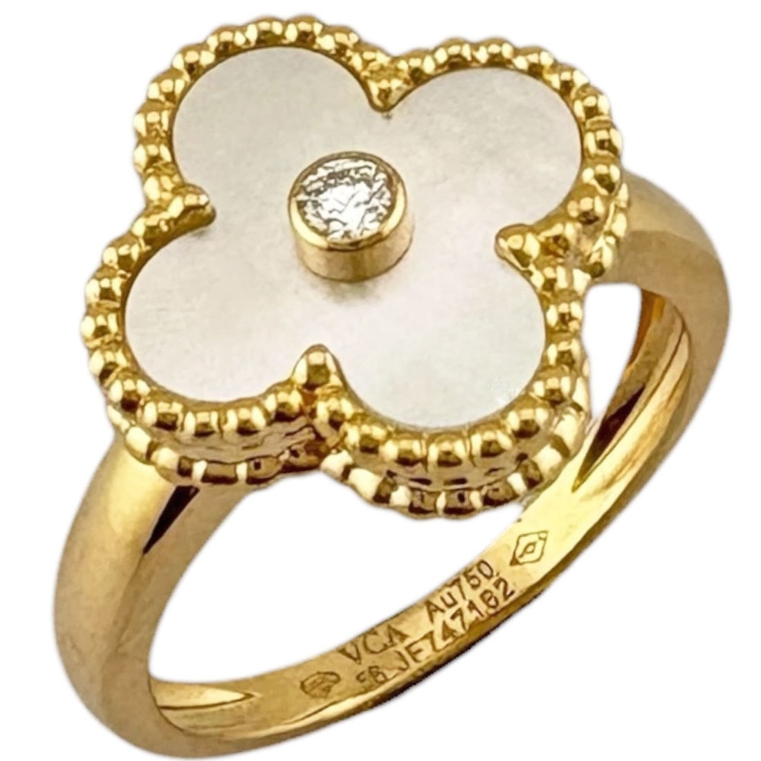 Van Cleef & Arpels Vintage Alhambra Ring, 18K Yellow Gold, Mother-of-Pearl, Women's Ring.: --- Catalog ---Category: SizeJP Size: 16US Size: 8Category: DesignType: Band ringColor: GoldGender: WomenMaterial: Yellow gold (18K)Category: GeneralBrand: Van Cleef & ArpelsCountry of Origin:
