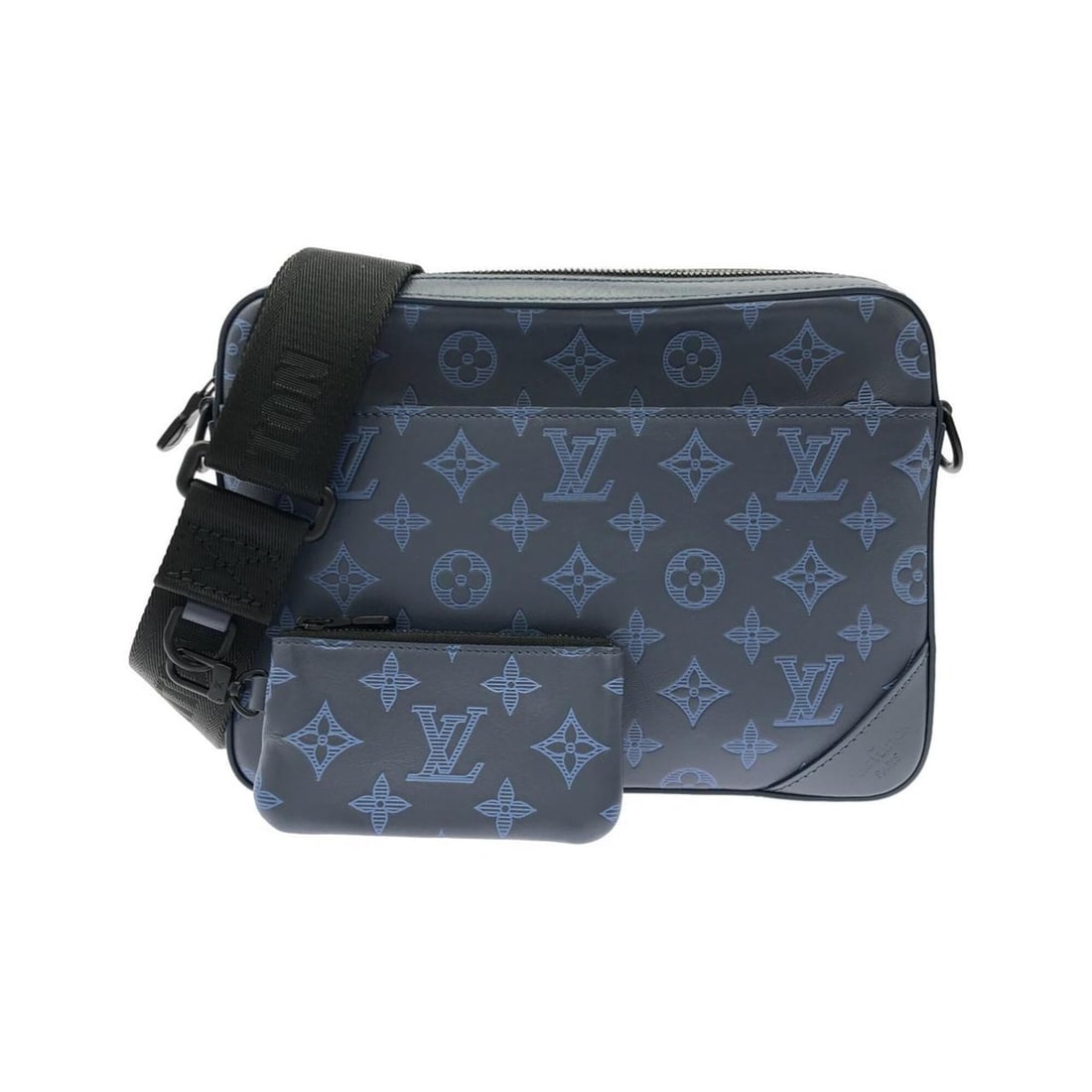 Louis Vuitton Monogram Shadow Duo Messenger M45730 Shoulder Bag: --- Catalog ---Category: SizeSize (HxWxD): 18cm x 25cm x 4cm / 7.08'' x 9.84'' x 1.57''Category: DesignType: Pouch, Shoulder bagColor: NavyGender: Men,WomenMaterial: Leather Leather/Fur Type: Calf lea