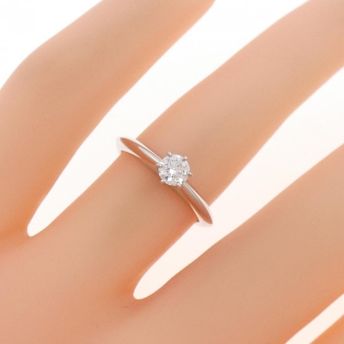 Tiffany Classic Solitaire Ring 0.22ct H VS1 3EXT - 5
