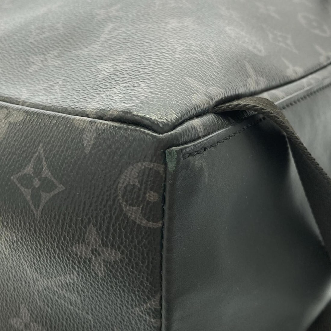 Louis Vuitton Monogram Eclipse Discovery Backpack PM M22558 (Rucksack) - 3
