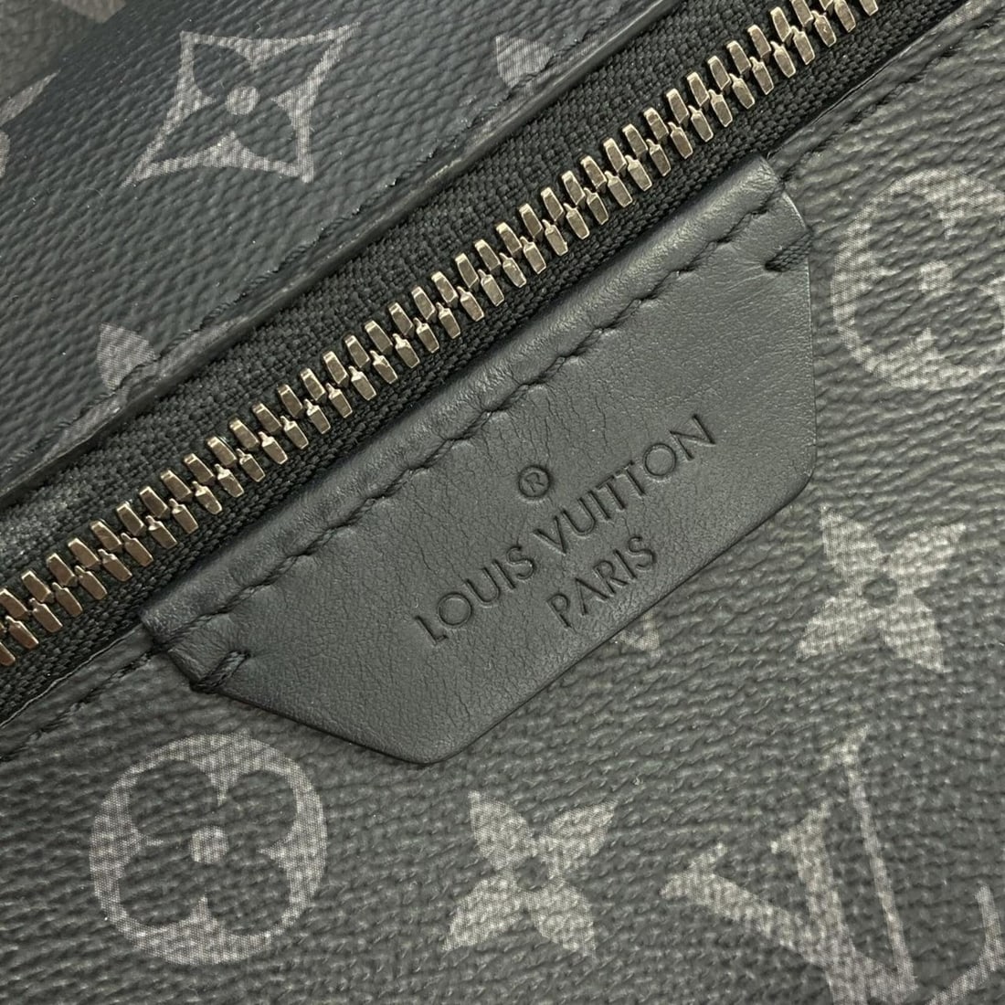 Louis Vuitton Monogram Eclipse Discovery Backpack PM M22558 (Rucksack) - 7