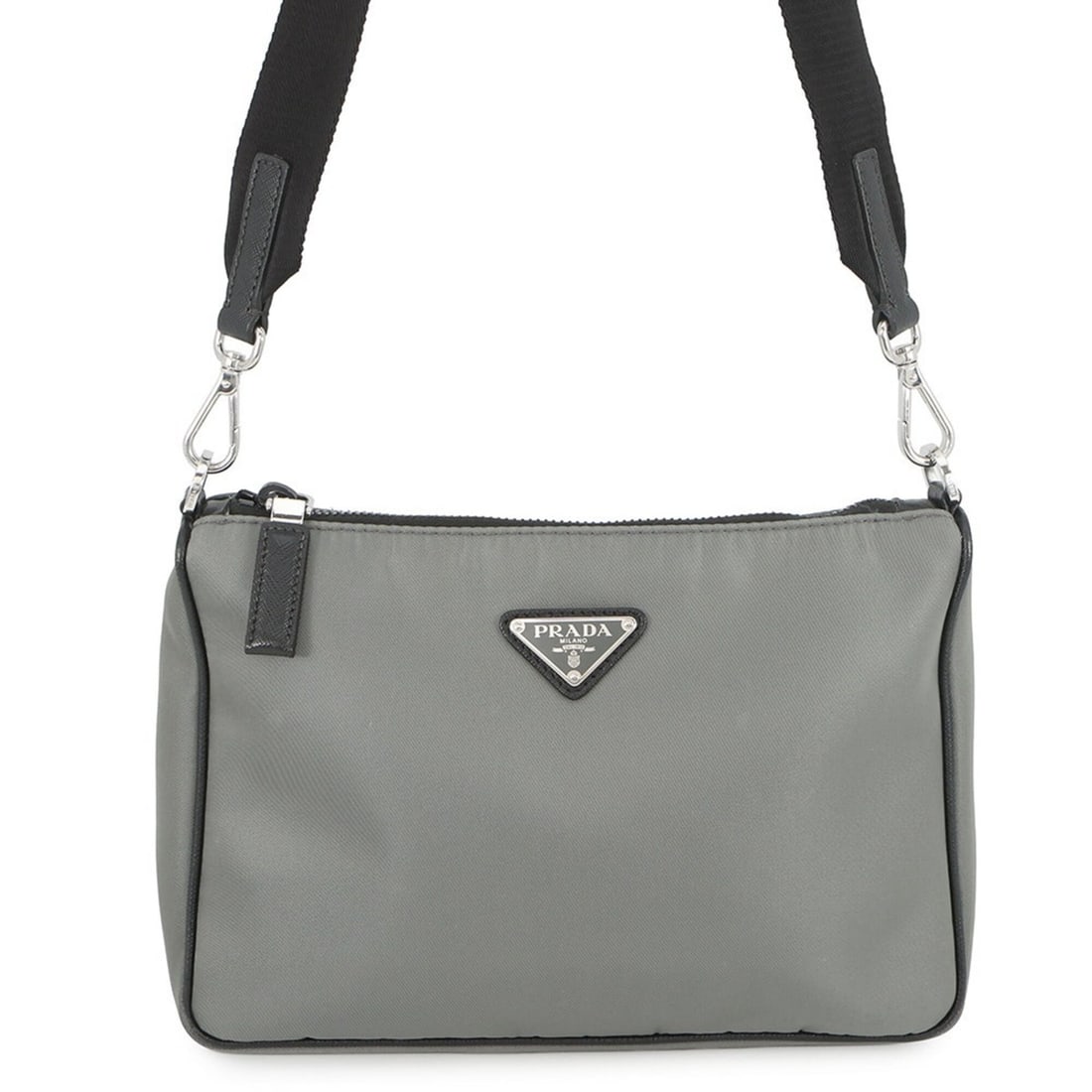 Prada Shoulder Bag Triangle Bicolor Nylon Leather 2VH113 PRADA Handbag: --- Catalog ---Category: SizeWeight: 320g / 11.28oz.Size (HxWxD): 17cm x 25cm x 6cm / 6.69'' x 9.84'' x 2.36''Strap Length: 94.5cm - 138cm / 37.2'' - 54.33''Category: DesignType: Handbag, Pouch, Shoul