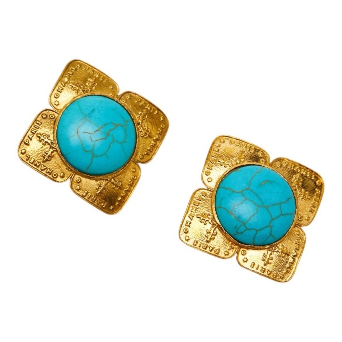 Chanel Vintage Square Motif Earrings, Gold and Blue Plated, Women's.: --- Catalog ---Category: SizeSize (HxWxD): 33.10mm x 33.10mm / 1.30'' x 1.30''Category: DesignType: Clip earringsColor: Blue, GoldGender: WomenMaterial: Gold platingCategory: GeneralBrand: Chanel--- I