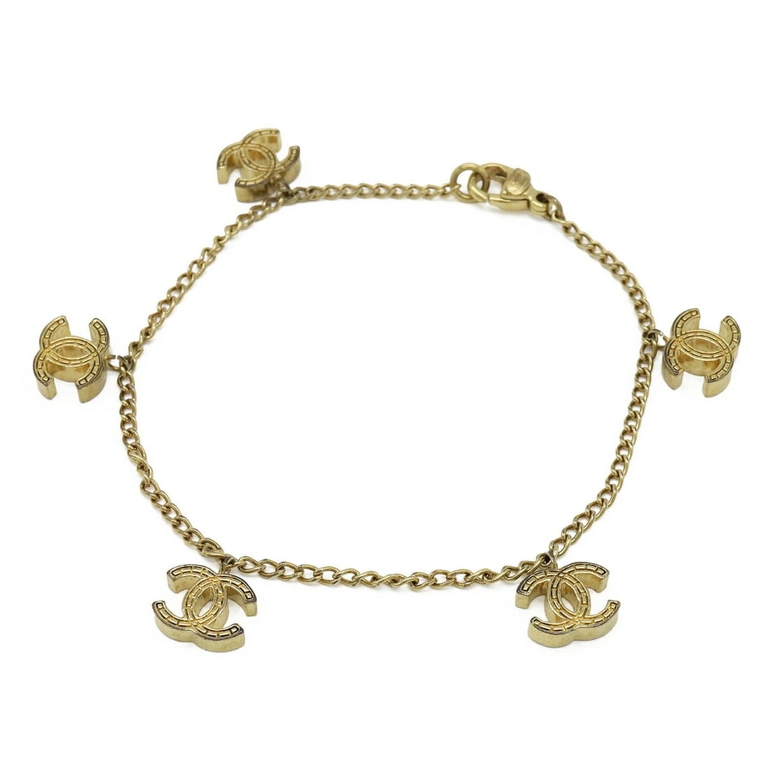 CHANEL Matelassé Coco Mark Chain Bracelet GP Gold 03P: --- Catalog ---Category: SizeLength: 19cm / 7.48''Category: DesignType: Charm braceletColor: GoldGender: WomenCategory: GeneralMPN: 03PBrand: ChanelCountry of Origin: France--- Item List ---Section: C