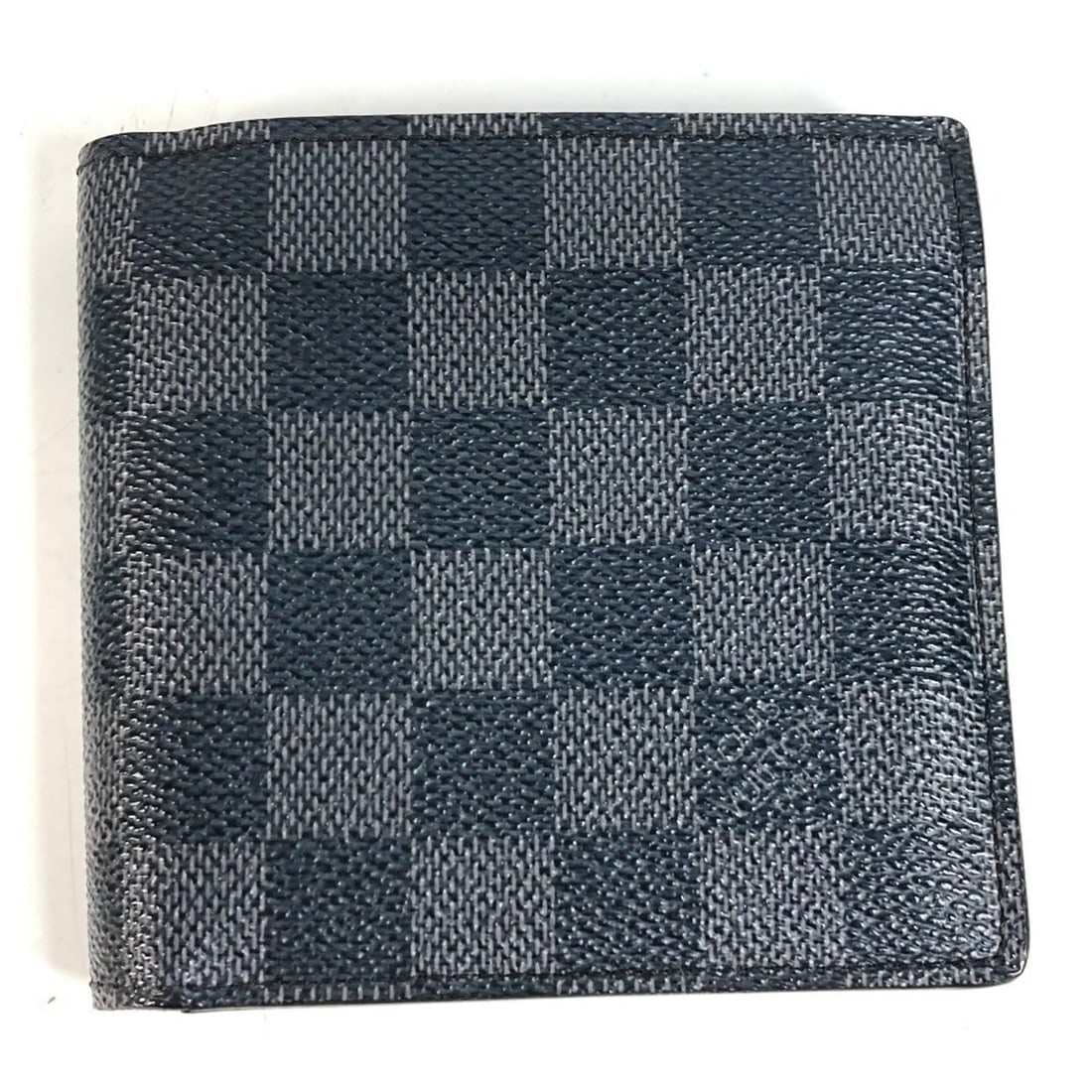 LOUIS VUITTON N62664 Damier Graphite Portefeuille Marco Compact Wallet, Bi-fold, Canvas,: --- Catalog ---Category: SizeSize (HxWxD): 10.5cm x 11cm / 4.13'' x 4.33''Category: DesignType: Wallet (bi-fold)Color: BlackGender: Men,WomenMaterial: Damier Graphite Category: GeneralMPN: N62664Brand