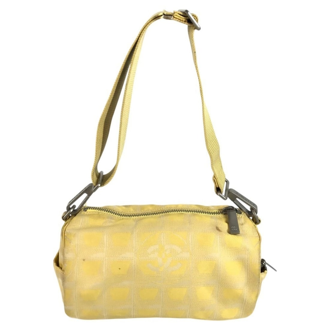 CHANEL New Travel Line Cylindrical CC Coco Mark Logo Bag Handbag Shoulder Nylon Canvas Men's Women's: --- Catalog ---Category: SizeSize (HxWxD): 12cm x 20cm x 5cm / 4.72'' x 7.87'' x 1.96''Category: DesignType: Handbag, Shoulder bagColor: YellowGender: Men,WomenMaterial: Nylon canvas Category: General