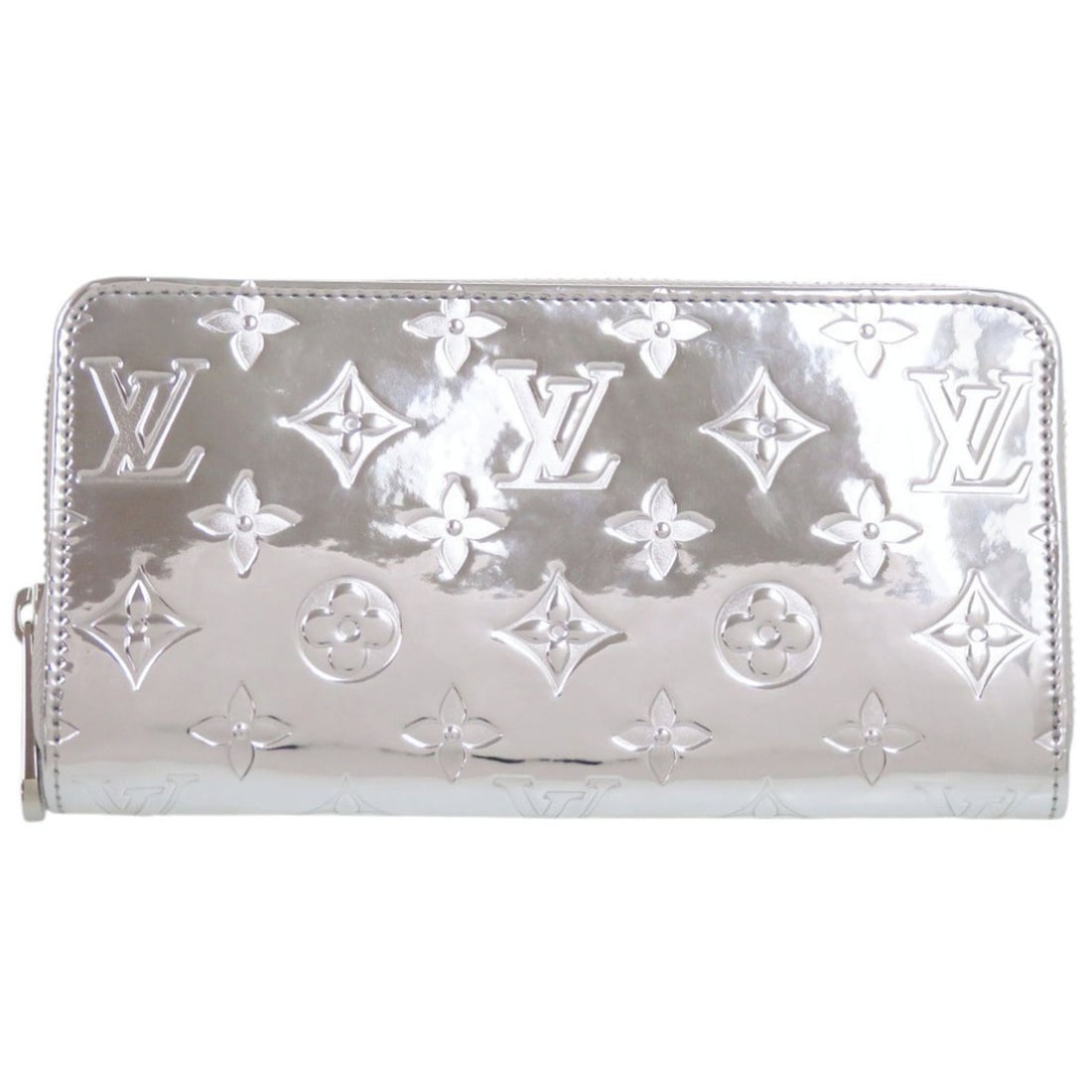 Unused Louis Vuitton Zippy Wallet Monogram Miroir M83543 Long LV 0885 LOUIS VUITTON: --- Catalog ---Category: SizeSize (HxWxD): 10.5cm x 19.5cm x 2.5cm / 4.13'' x 7.67'' x 0.98''Category: DesignType: Long wallet (bi-fold)Color: SilverGender: MenMaterial: Monogram Miroir , PVC Category
