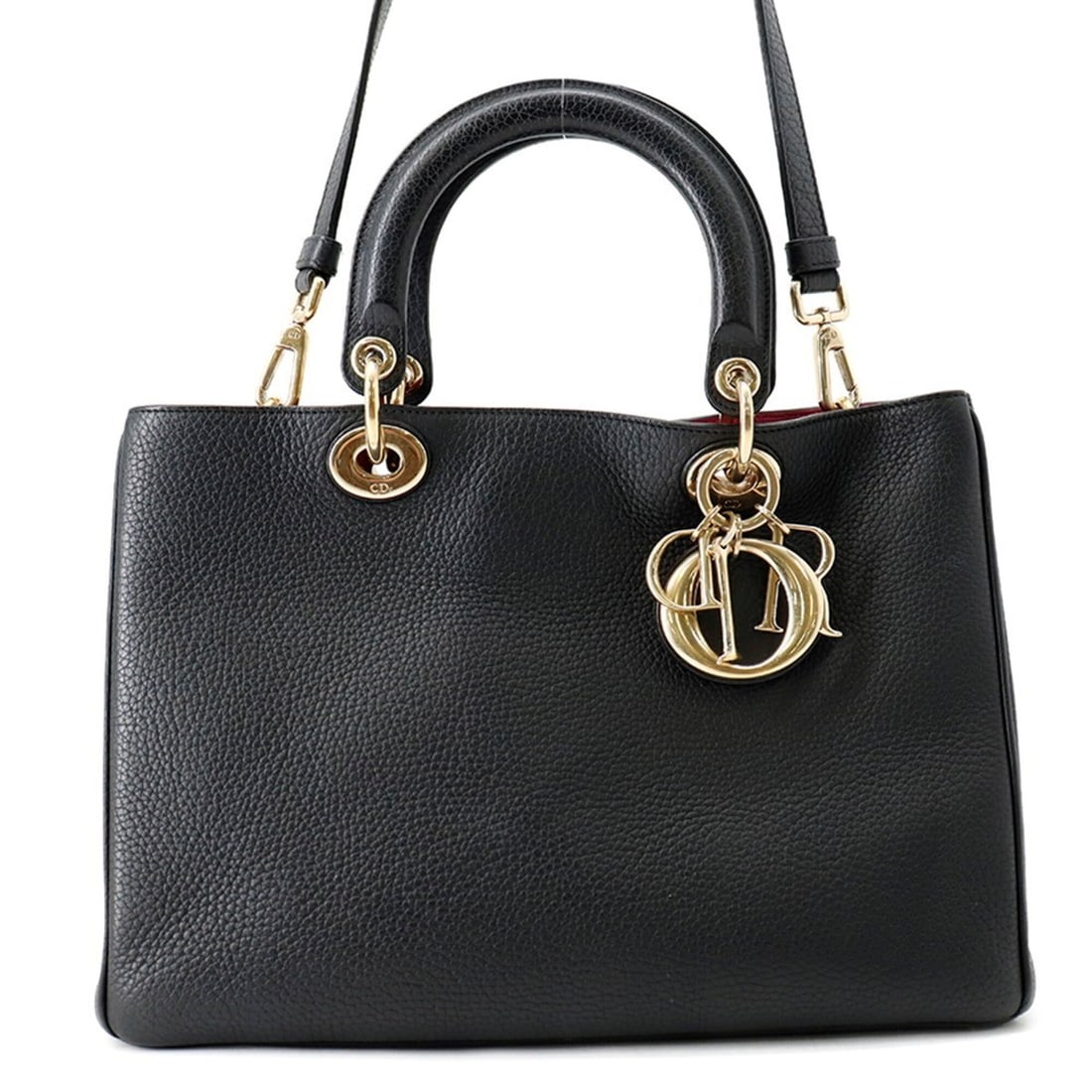 Christian Dior handbag, Diorissimo leather, 2-way, black. handbag.: --- Catalog ---Category: SizeSize (HxWxD): 22cm x 32cm x 11cm / 8.66'' x 12.59'' x 4.33''Category: DesignType: HandbagColor: Black, PinkGender: WomenMaterial: Leather Category: GeneralMPN: M0915PTRLBr