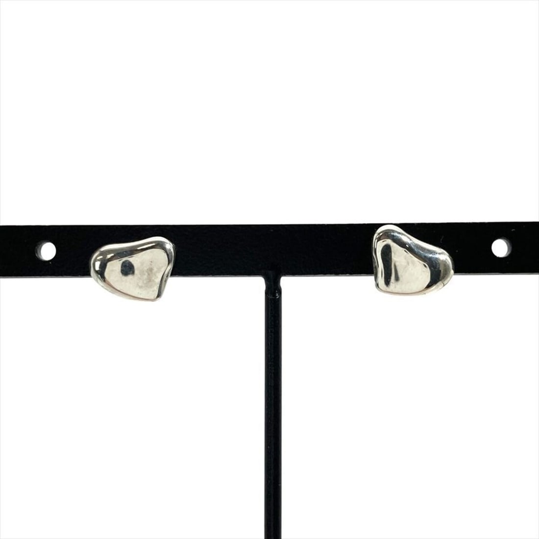 Tiffany & Co. Elsa Peretti Full Heart Earrings, SV925 Sterling Silver, 2.2g, Women's.: --- Catalog ---Category: SizeWeight: 2.2g / 0.07oz.Size (HxWxD): 5.00mm x 10.00mm / 0.20'' x 0.39''Category: DesignType: Stud earringsColor: SilverMetal: SilverGender: WomenMaterial: Silver 925Metal P