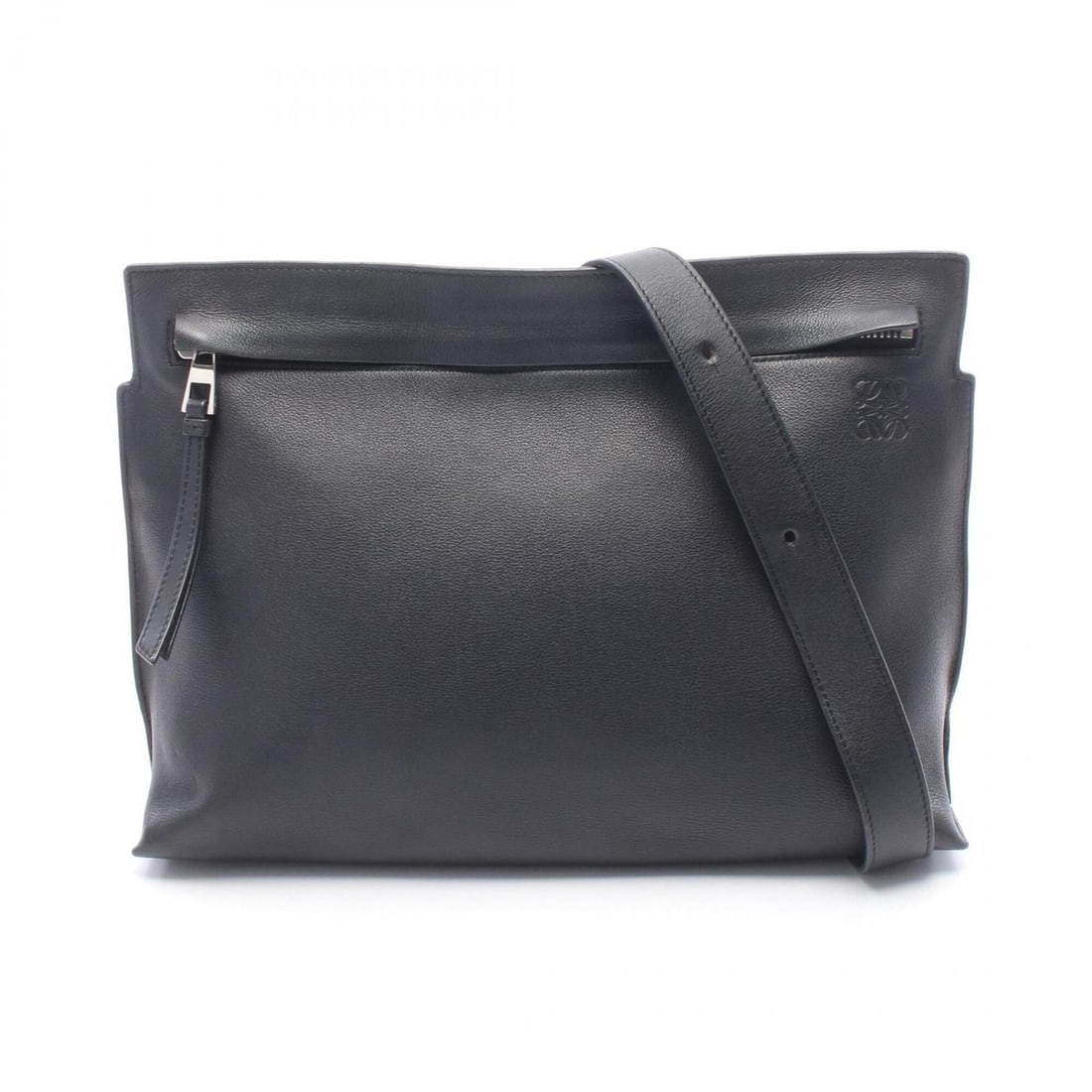 Loewe T Messenger Shoulder Bag Handbag Leather Men's Women's Black: --- Catalog ---Category: SizeSize (HxWxD): 25cm x 35cm x 8cm / 9.84'' x 13.77'' x 3.14''Category: DesignType: Messenger bag, Shoulder bagColor: BlackGender: Men,WomenMaterial: Leather Category: Genera
