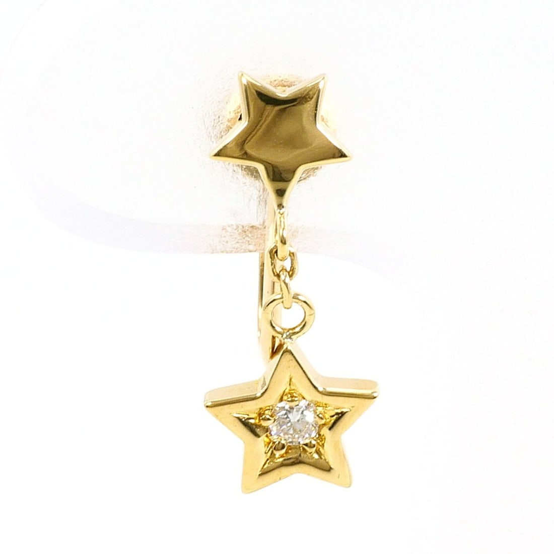 18K (18-karat) Yellow Gold Earring (Single Earring) with 0.03 ct Diamond, Total Weight 1.2g, Jewelry: --- Catalog ---Category: SizeWeight: 1.2g / 0.04oz.Category: DesignType: Clip earringsColor: Yellow goldMetal: GoldStone: DiamondGender: WomenMaterial: Yellow gold (18K)Metal Purity: 18KWeight (ct.): 