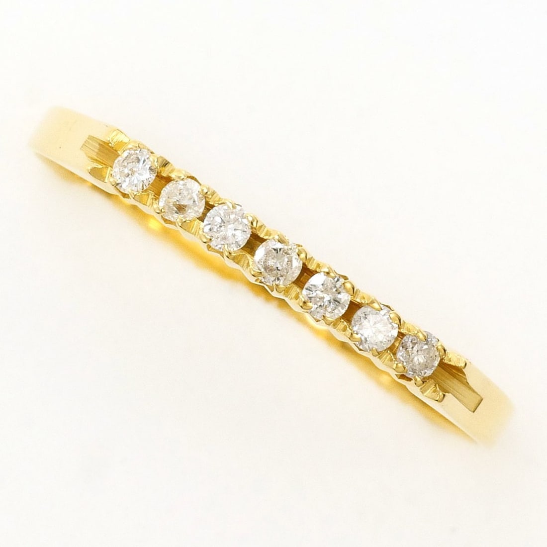 18K (18-karat) Yellow Gold Ring with Diamond (carat weight not stamped), Total Weight 1.0g, Jewelry: --- Catalog ---Category: SizeWidth: 2mm / 0.08''Weight: 1g / 0.03oz.JP Size: 17US Size: 8.5Category: DesignType: Band ringColor: Yellow goldMetal: GoldStone: DiamondGender: Women,MenMaterial: Yellow g