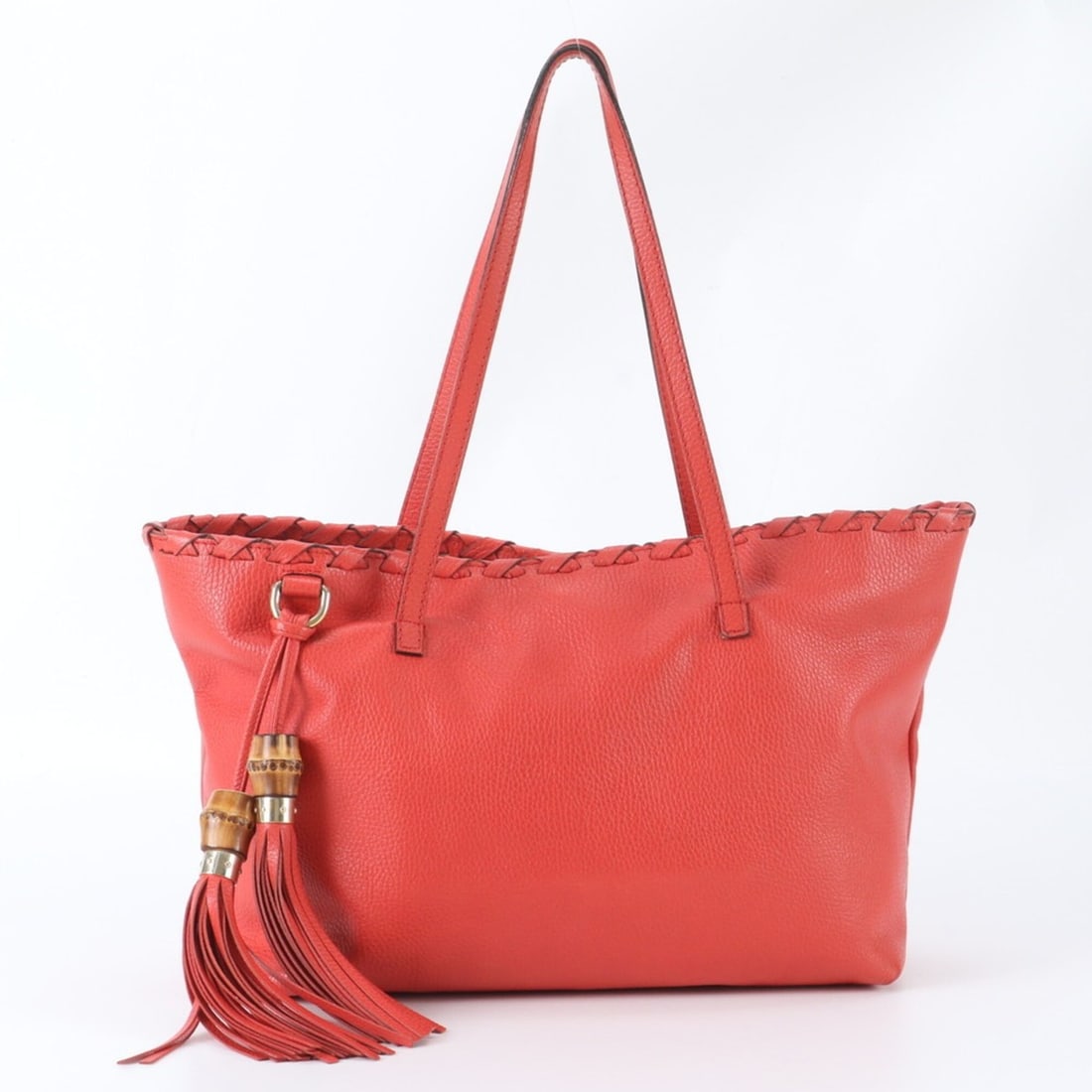 Gucci Bamboo Tassel 354665 Leather Tote Bag Handbag Shoulder for Women: --- Catalog ---Category: SizeSize (HxWxD): 26cm x 34cm x 15cm / 10.23'' x 13.38'' x 5.9''Category: DesignType: Handbag, Tote bagColor: Red colorGender: WomenMaterial: Leather Category: GeneralMPN: 354