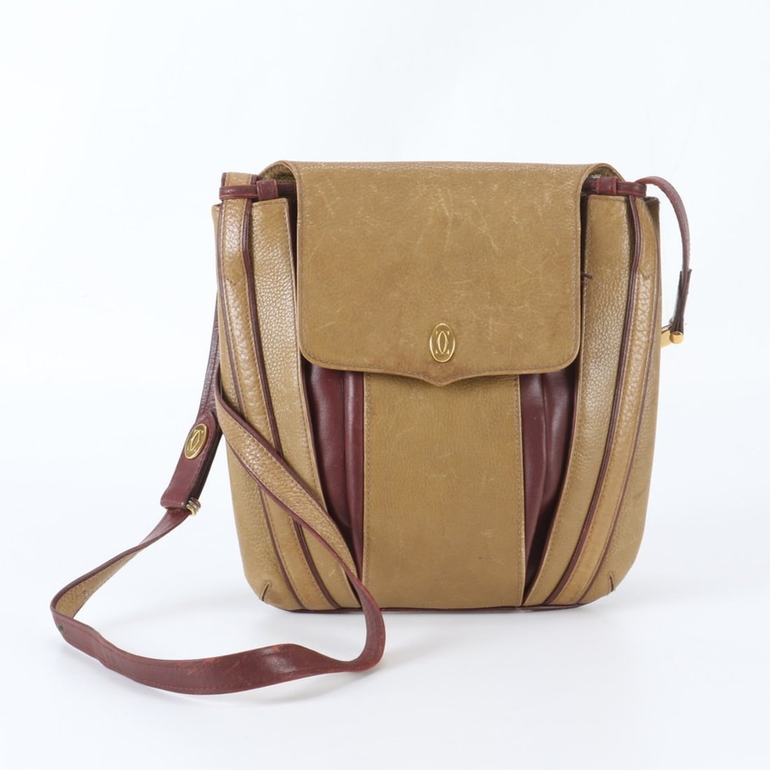 Cartier Must Line Leather Shoulder Bag, Crossbody Handbag, Tote Bag for Women: --- Catalog ---Category: SizeSize (HxWxD): 26cm x 21cm x 2cm / 10.23'' x 8.26'' x 0.78''Strap Length: 123cm / 48.42''Category: DesignType: Handbag, Shoulder bag, Tote bagColor: Red color, YellowGender