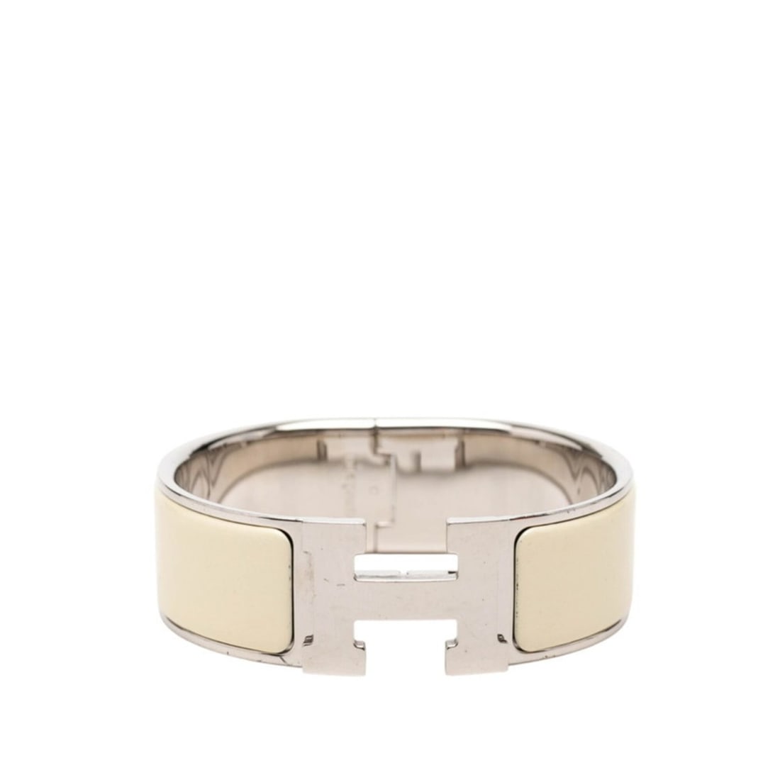 Hermes Clic Clac GM H Logo Enamel Bracelet Ivory Silver Metal Women's HERMES: --- Catalog ---Category: SizeWidth: 16.5cm / 6.49''Category: DesignType: Charm braceletColor: Ivory, SilverGender: WomenMaterial: MetalCategory: GeneralBrand: Hermes--- Item List ---Section: Condition