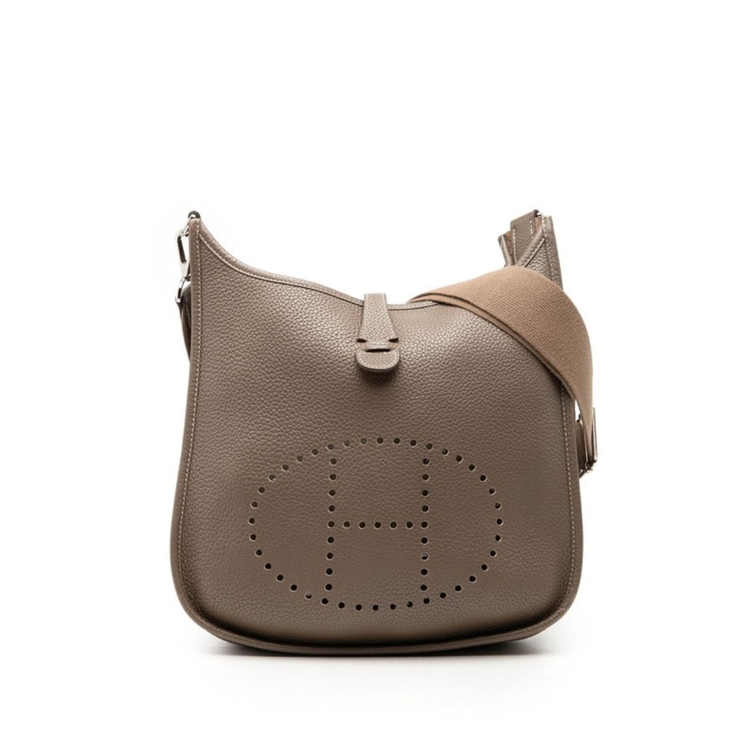 Hermes Evelyne 3 PM Crossbody Shoulder Bag, Etoupe Greige, Taurillon Clemence Leather, Women's: --- Catalog ---Category: SizeSize (HxWxD): 29cm x 28.5cm x 7cm / 11.41'' x 11.22'' x 2.75''Category: DesignType: Shoulder bagColor: Etoupe gray, GrayishGender: WomenMaterial: Taurillon clemence leathe