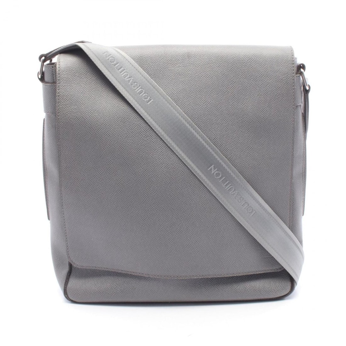 Louis Vuitton Milo Shoulder Bag/Handbag, Taiga Leather, Men's, Gray (M32631): --- Catalog ---Category: SizeSize (HxWxD): 34cm x 33cm x 9cm / 13.38'' x 12.99'' x 3.54''Category: DesignType: Handbag, Shoulder bagColor: GrayGender: MenMaterial: Taiga leather Category: GeneralMPN: 