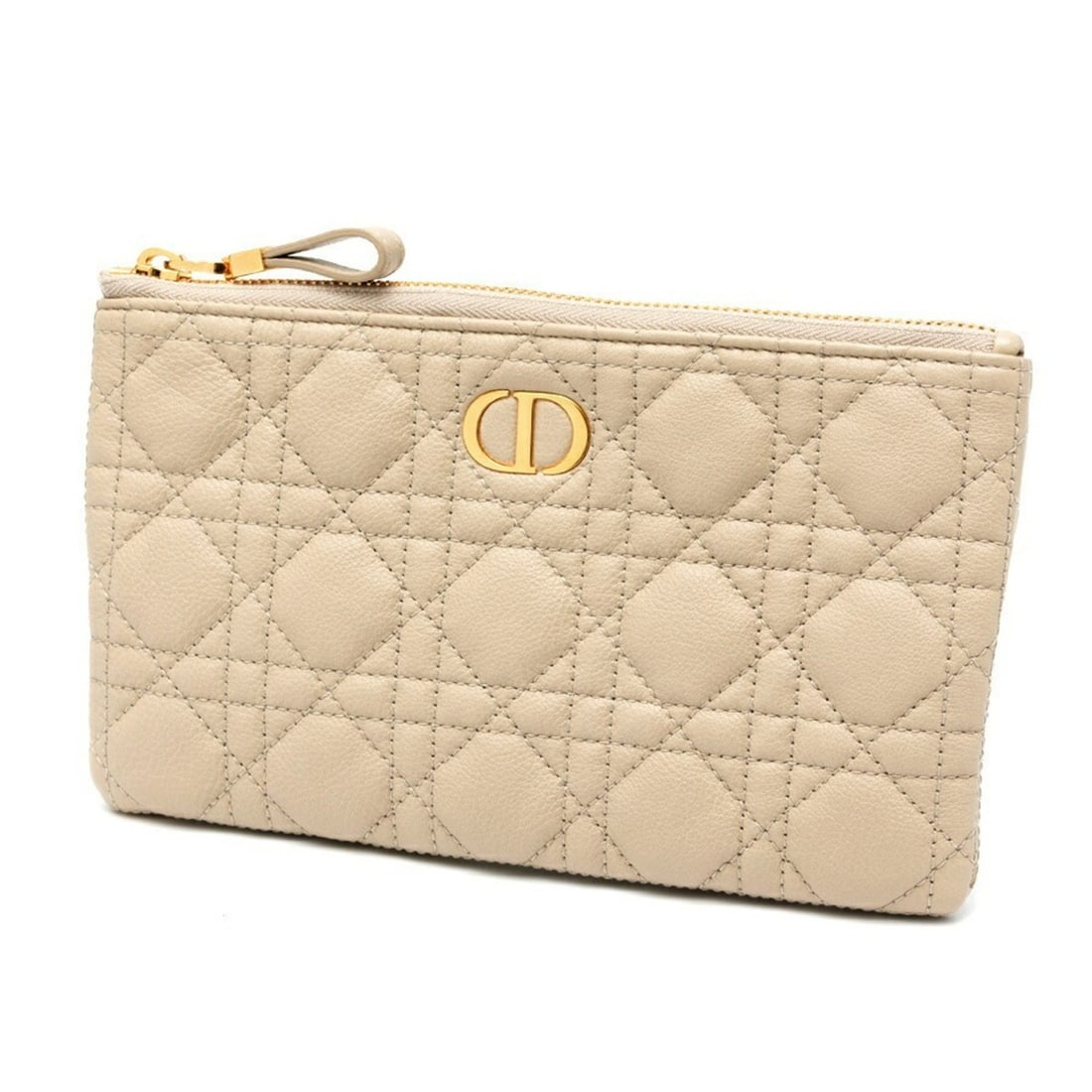 Christian Dior Dior Calo Pouch Cannage Leather Beige: --- Catalog ---Category: SizeSize (HxWxD): 12cm x 21.5cm / 4.72'' x 8.46''Category: DesignType: PouchColor: BeigeGender: Women,MenMaterial: Leather Category: GeneralBrand: Christian DiorCountry of Ori