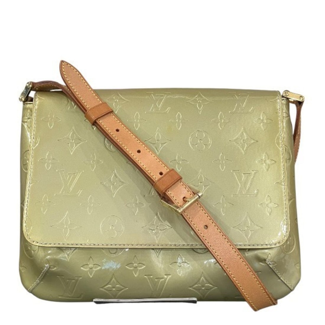 Louis Vuitton Monogram Vernis Thompson Street M91008 Handbag Shoulder Bag for Women: --- Catalog ---Category: SizeSize (HxWxD): 21cm x 26cm x 4cm / 8.26'' x 10.23'' x 1.57''Category: DesignType: Handbag, Shoulder bagColor: Lime yellowGender: WomenMaterial: Leather Leather/Fur Type: En