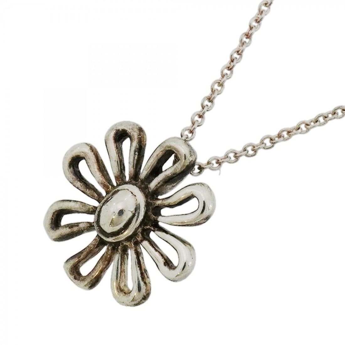 Tiffany & Co. Daisy Necklace, Sterling Silver 925, Women's: --- Catalog ---Category: SizePendant Size: 14.5mm x 14.3mm / 0.57'' x 0.56''Neck Circumference: 41 cm / 16.14''Category: DesignGender: WomenMaterial: Silver 925Necklace Type: NecklaceCategory: General