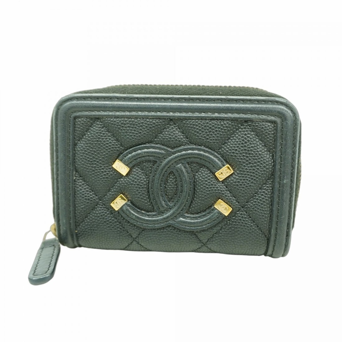 Chanel CC Filigree Caviar Leather Wallet/Coin Case, Black, for Women: --- Catalog ---Category: SizeSize (HxWxD): 8cm x 10.5cm x 2cm / 3.14'' x 4.13'' x 0.78''Category: DesignType: Coin purse/coin caseColor: BlackGender: WomenMaterial: Grained Calfskin Category: GeneralB